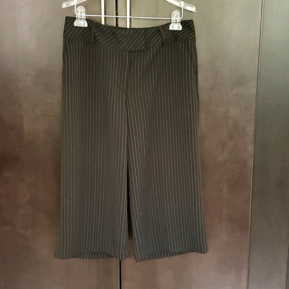 Newport News wide leg capris/palazzo/crop pants